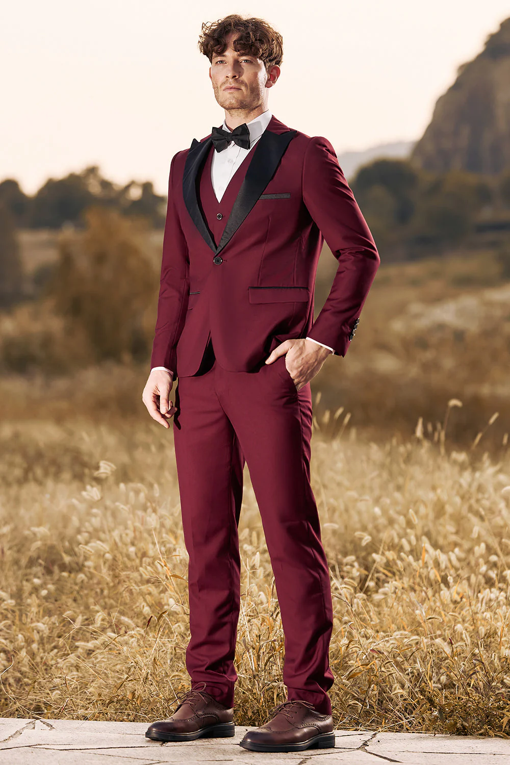 3 pièces Peak Lapel Bourgogne Costumes de bal pour hommes - Image 3