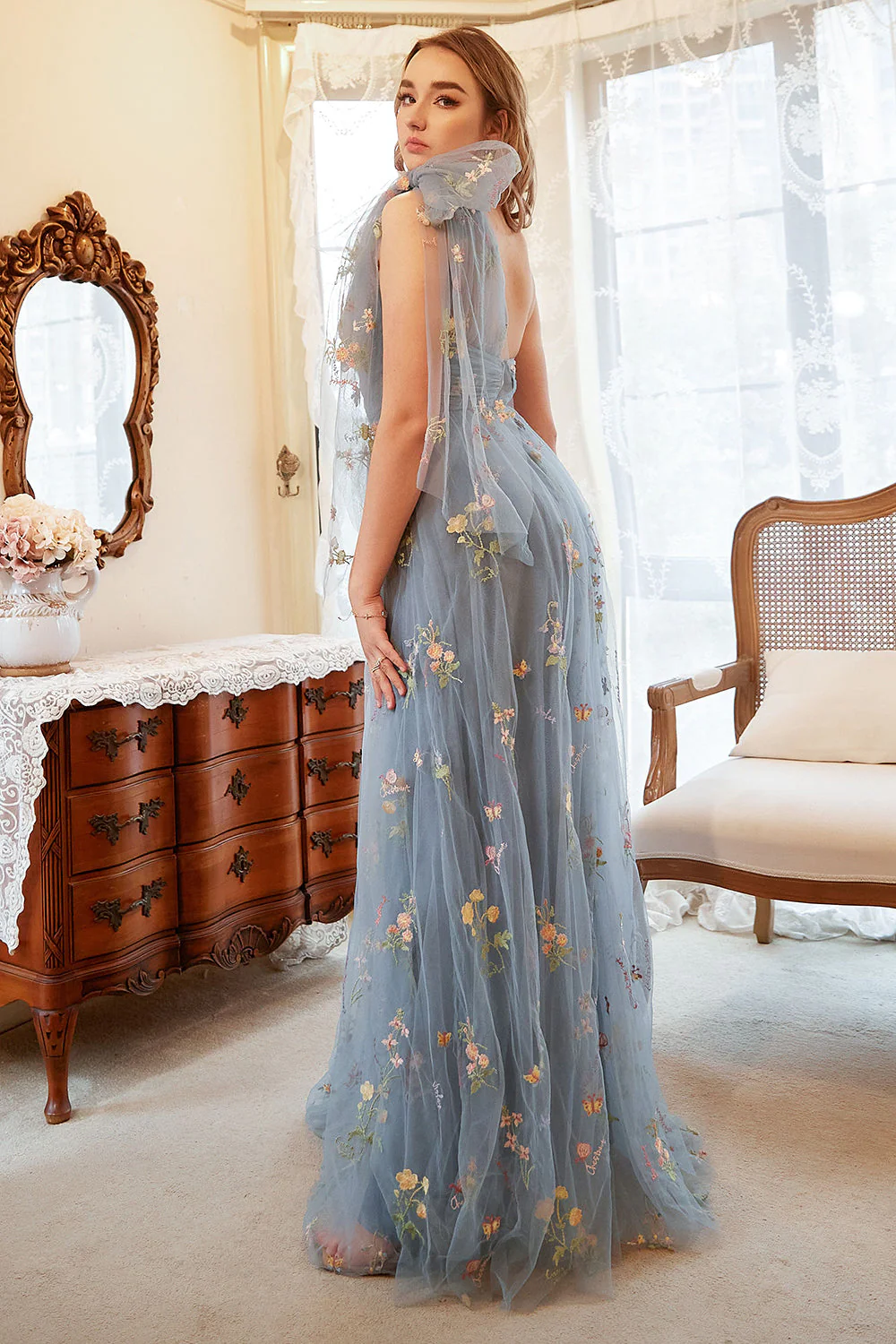 Une robe de bal Line One Shoulder Grey Blue Plus Size avec broderie - Image 6