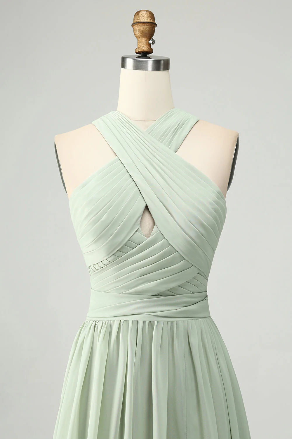 Robe de demoiselle d’honneur A-line vert sauge plissée à col halter avec fente - Image 6