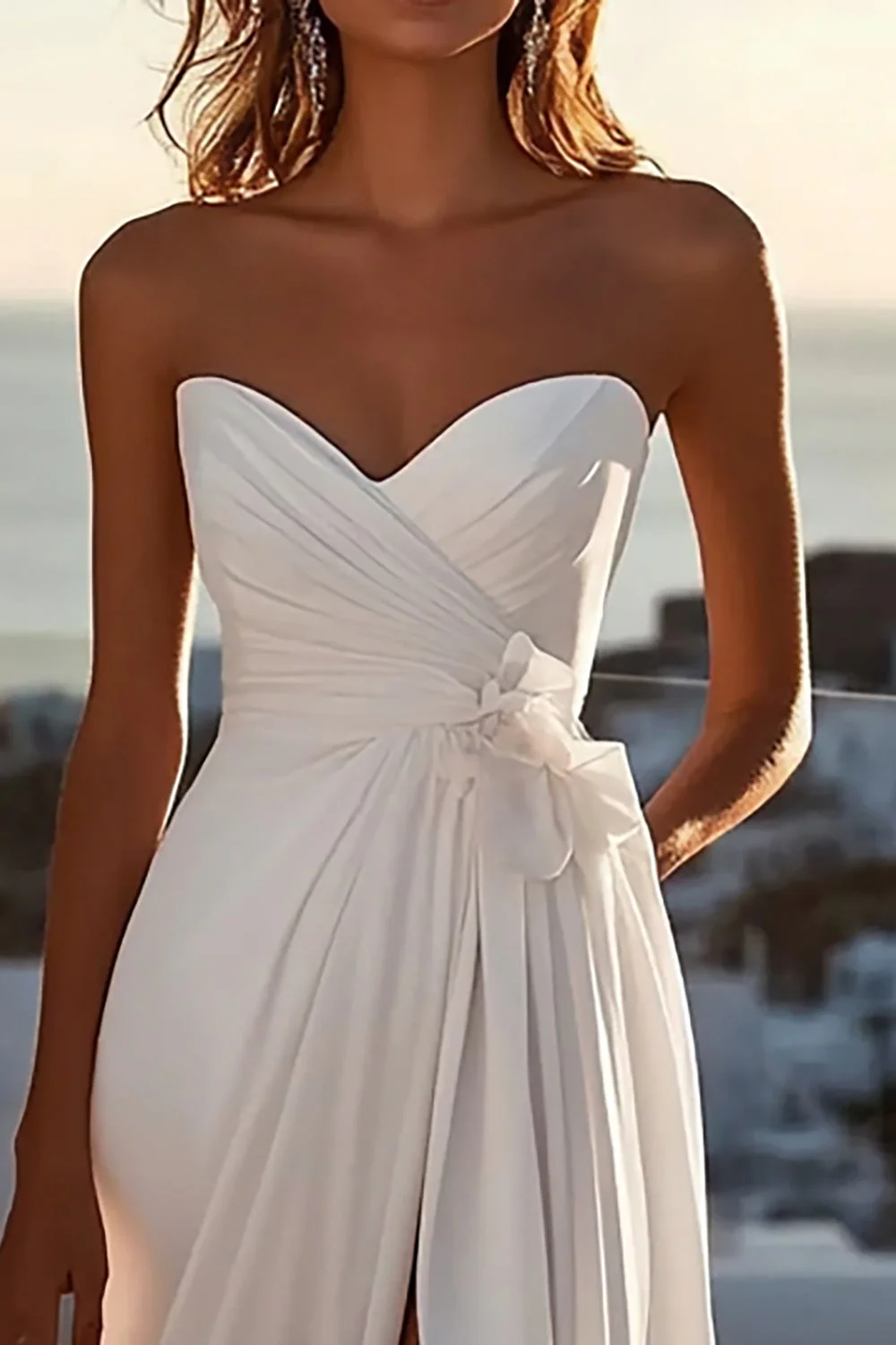 A Line lvory Robe de mariée plissée sans bretelles avec fente - Image 2