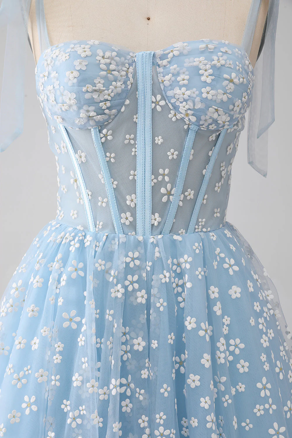 Robe de Soirée trapèze à bretelles spaghetti bleu ciel - Image 7