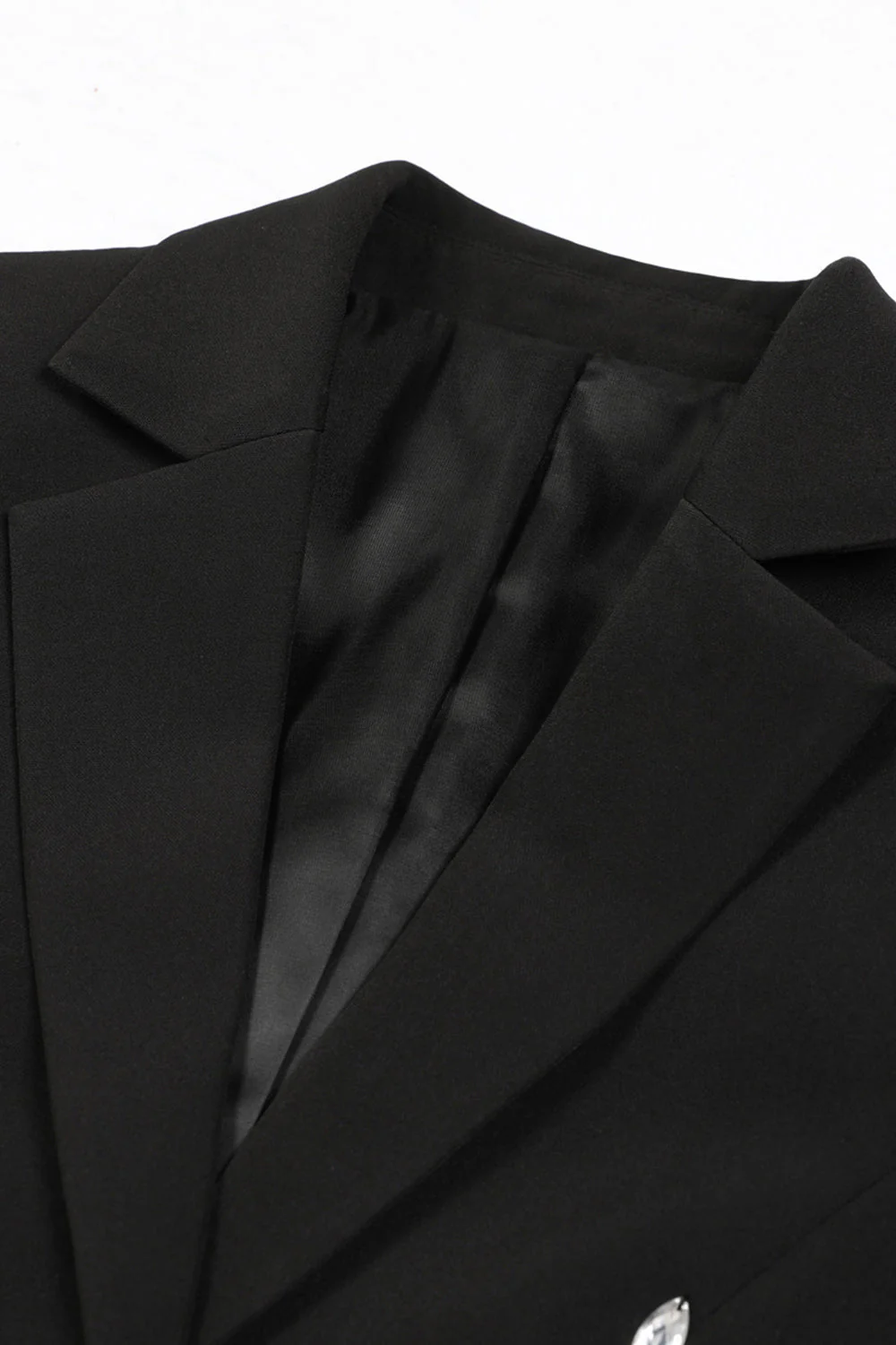 Blazer féminin à revers à paillettes noires perlées - Image 2