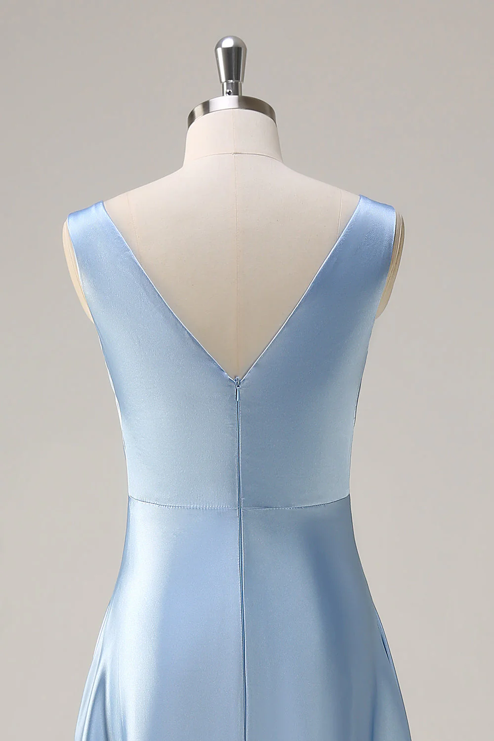 Robe de demoiselle d'honneur longue bleu ciel satin ligne A col V dos nu - Image 5