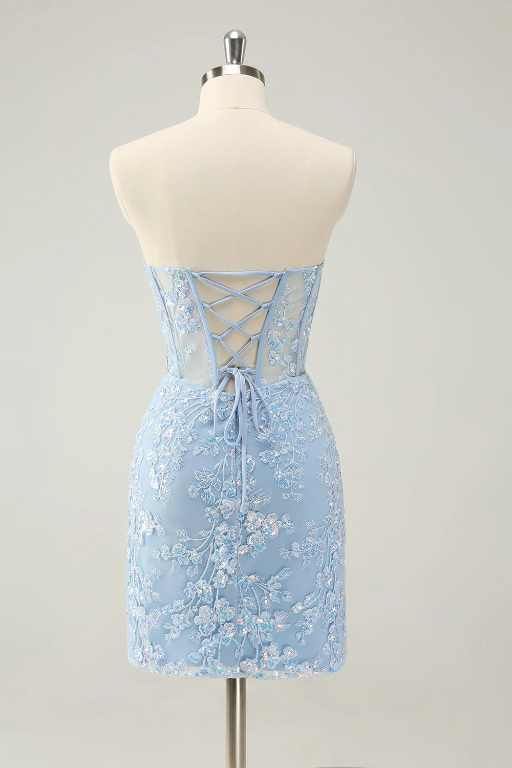 Robe de soirée Court moulante à paillettes bleu clair avec dos lacé et décolleté en cœur - Image 2