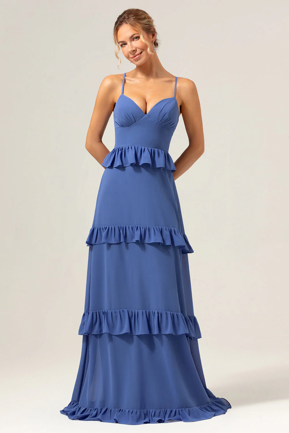Bleu foncé A-ligne spaghetti bretelles à plusieurs niveaux robe de demoiselle d’honneur longue en mousseline de soie - Image 5