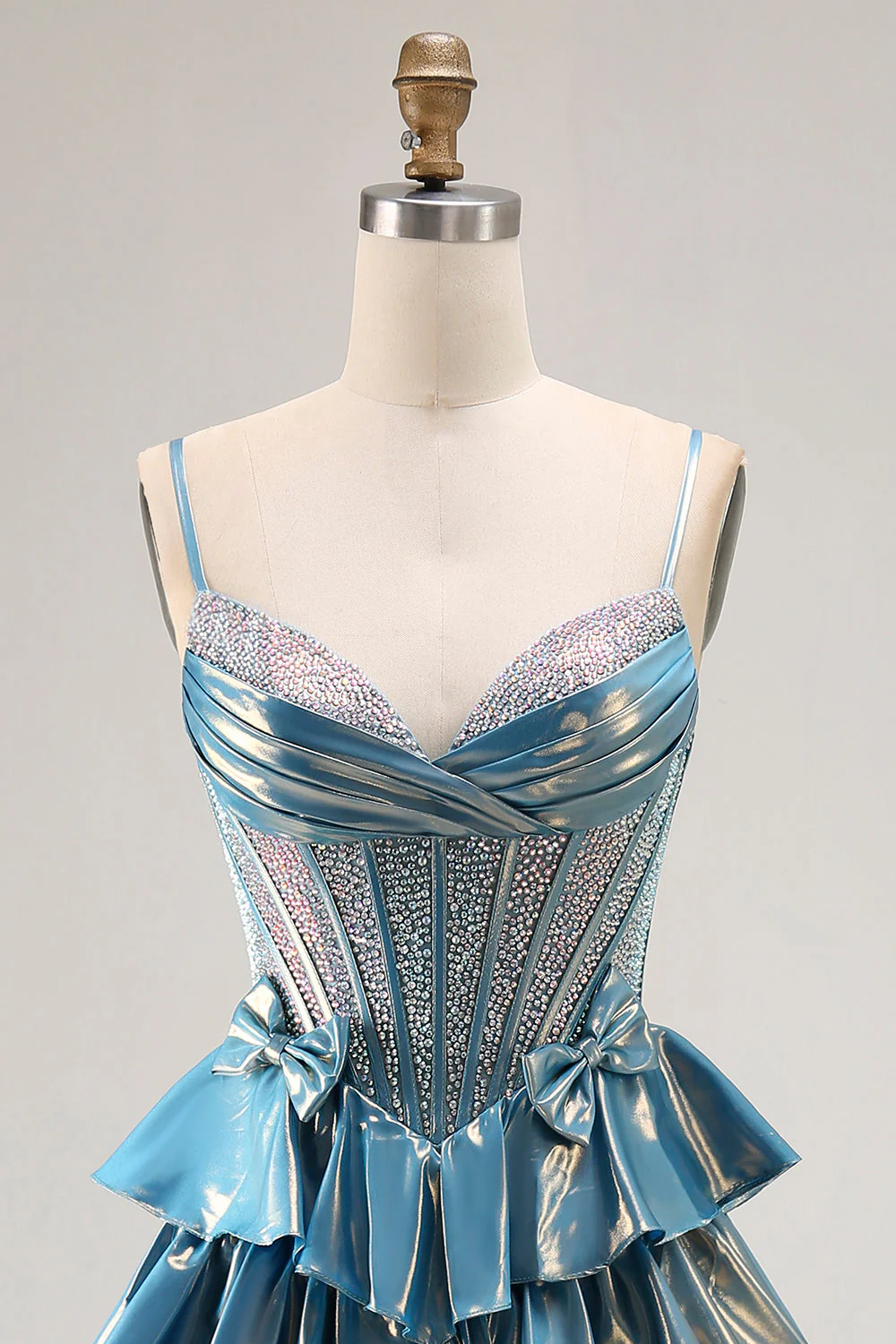 Robe de soirée longue trapèze bleu métallisé à corset ornée de perles - Image 4