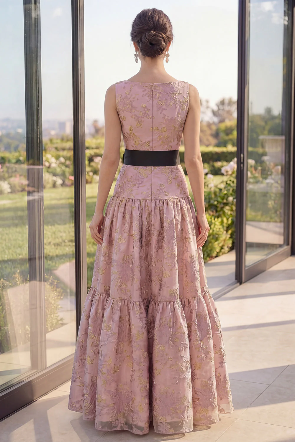 Blush Jacquard Boat Neck A Line Maxi Floral Dress avec nœud - Image 2