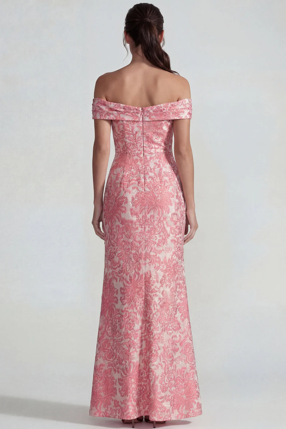Blush Jacquard sur les épaules Fourreau froncé Robe longue de cérémonie avec fente - Image 2