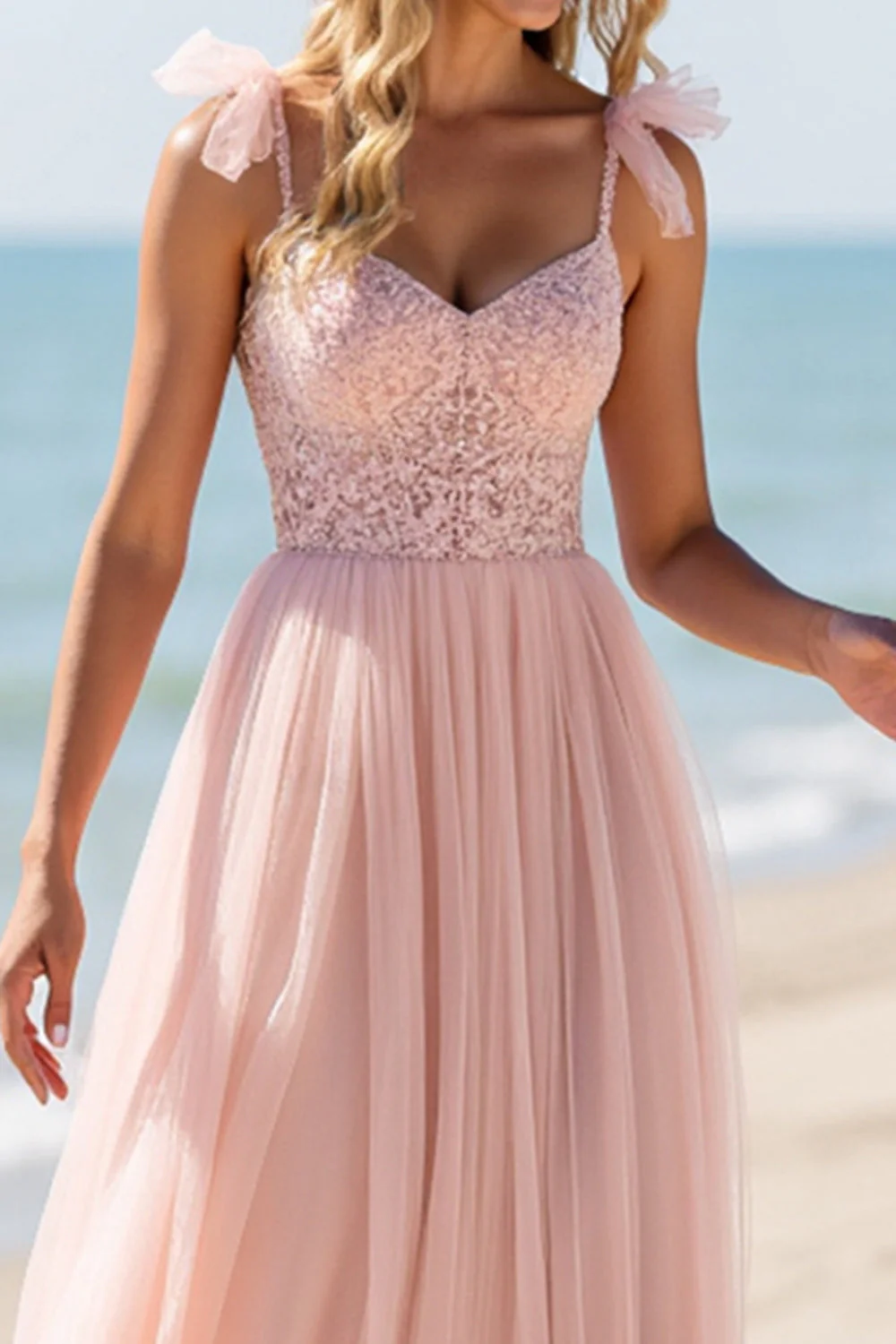 Blush Une Ligne Tulle Spaghetti Bretelles Longue Robe de demoiselle d’honneur avec Appliques - Image 4