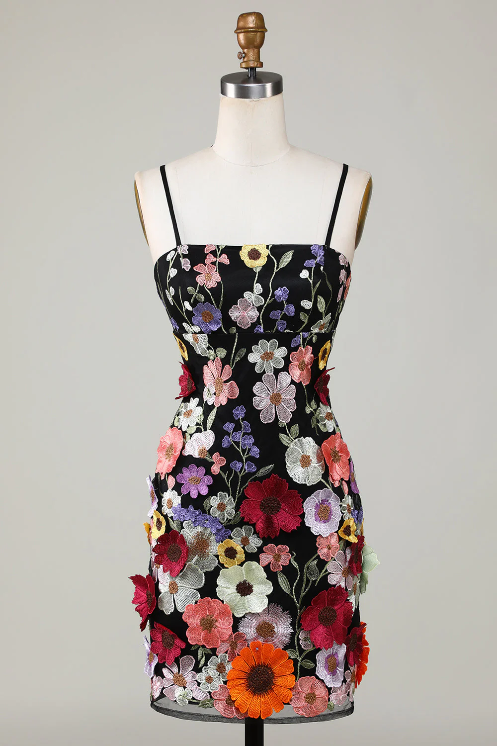 Robe de cocktail noire à bretelles spaghetti moulante avec fleurs 3D