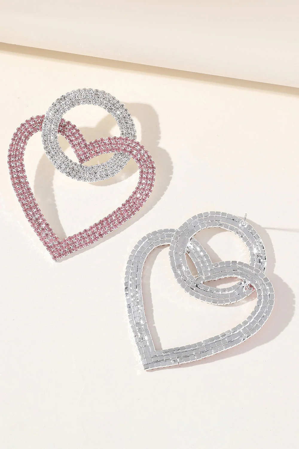 Boucles d’oreilles en forme de cœur en strass étincelantes - Image 4