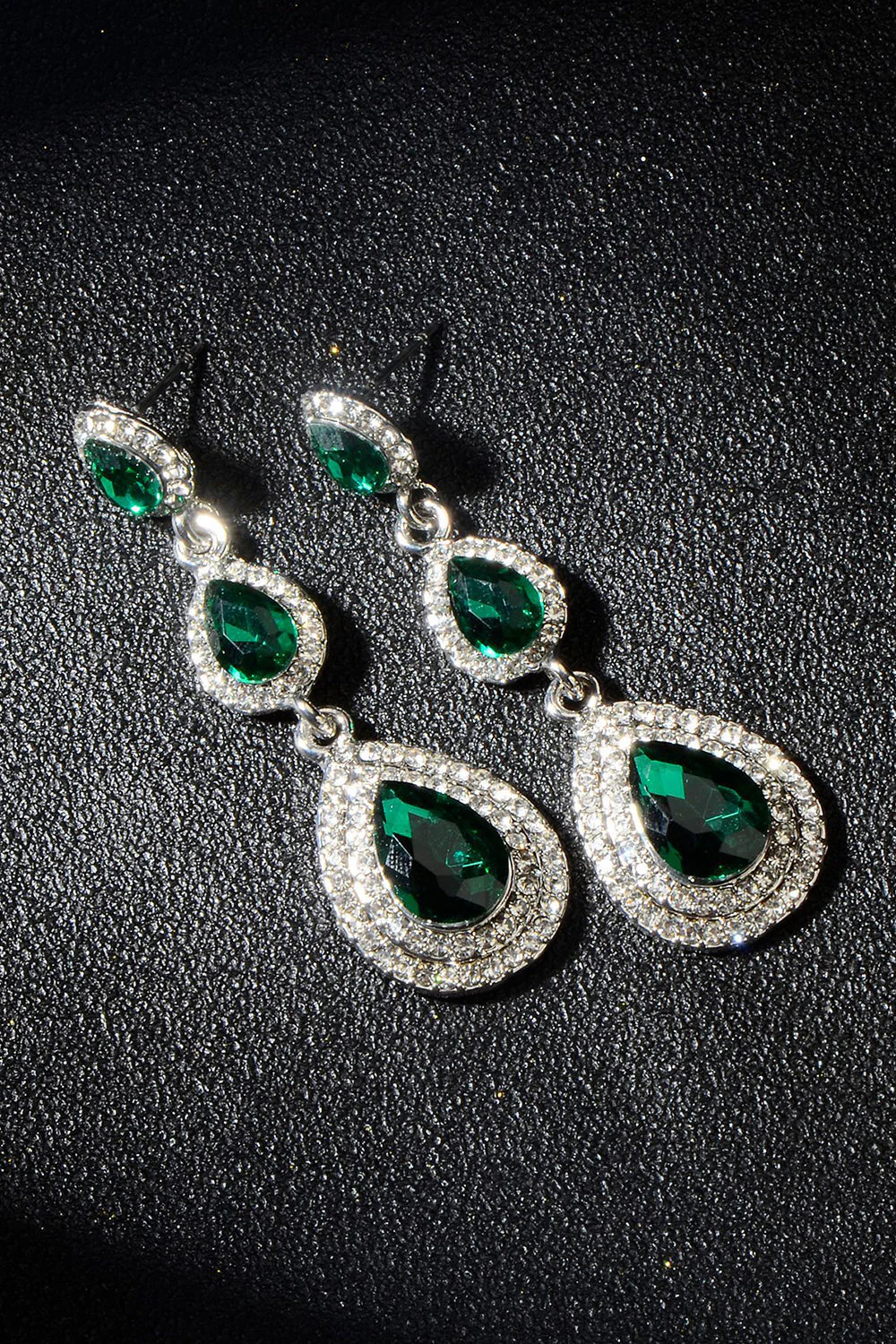 Boucles d’oreilles strass vert foncé - Image 3