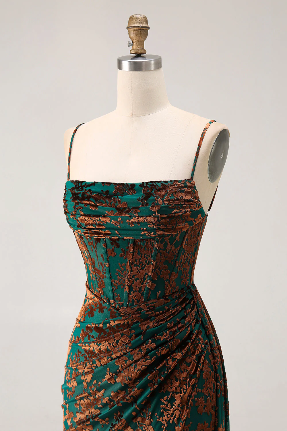 Robe sirène pour demoiselle d’honneur en velours burnout bourgogne bustier à traîne avec fente - Image 12