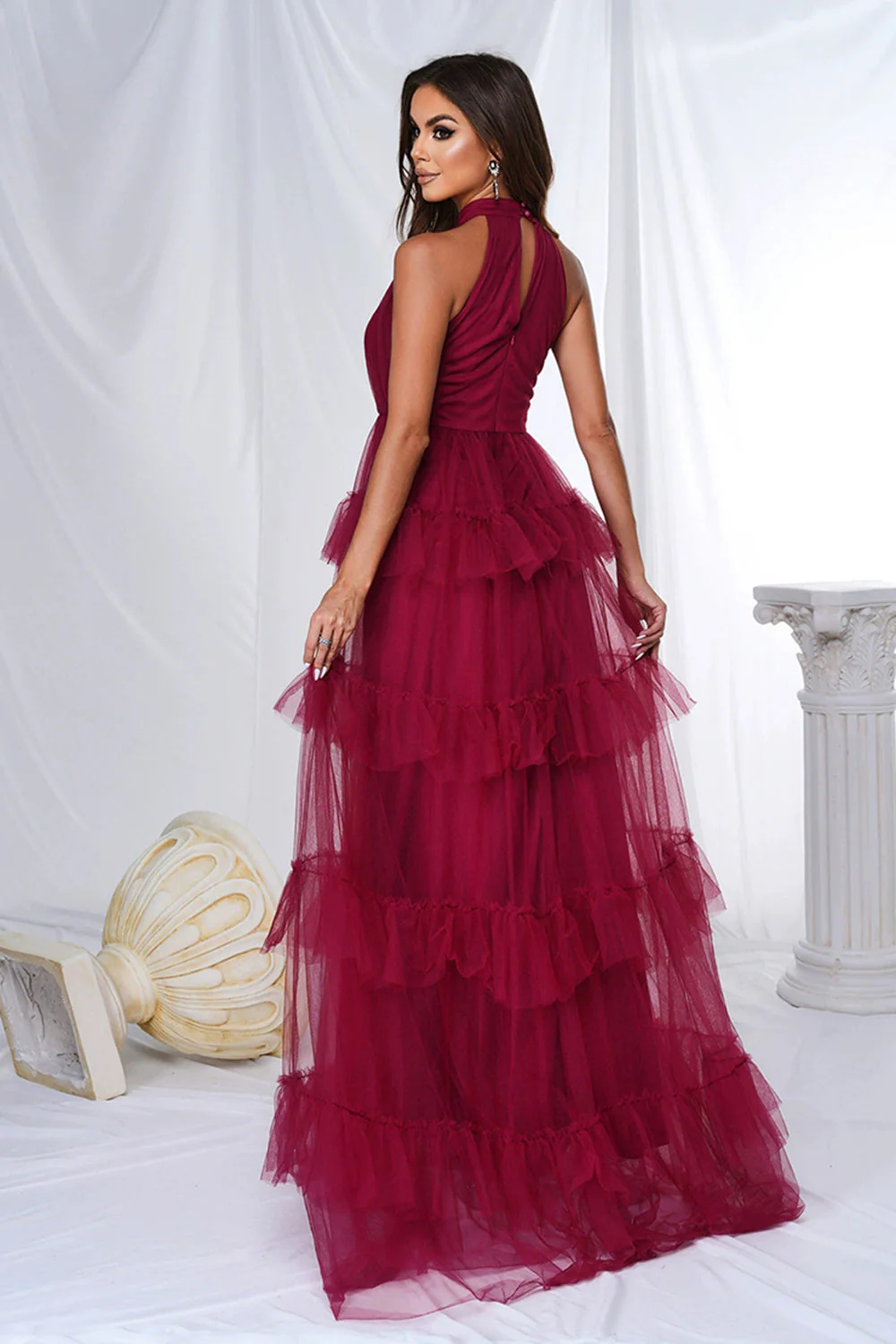 Bourgogne une ligne en tulle dos nu à plusieurs niveaux robe longue d’invitée de mariage - Image 2