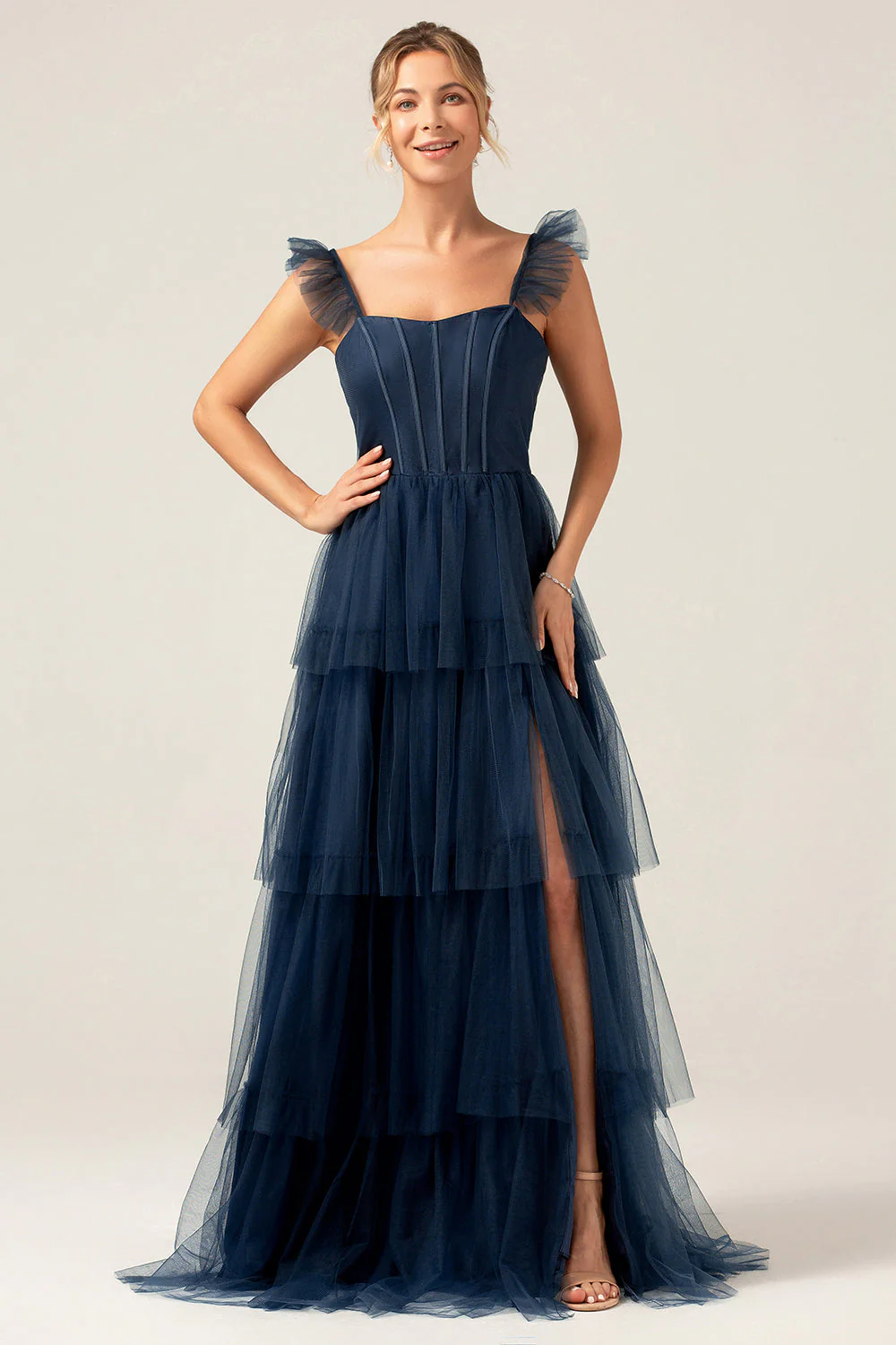 Robe de demoiselle d’honneur longue bleu poussiéreux à bretelles amovibles et à plusieurs niveaux - Image 17