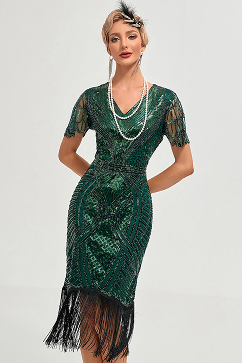 Robe Gatsby années 1920 vert foncé scintillante à manches cape avec perles et franges