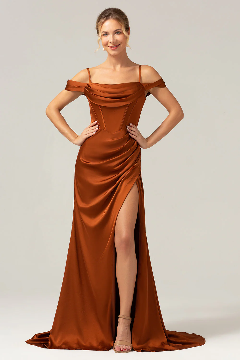 Robe longue de demoiselle d'honneur Sirène bustier corseté bretelles fines fente latérale