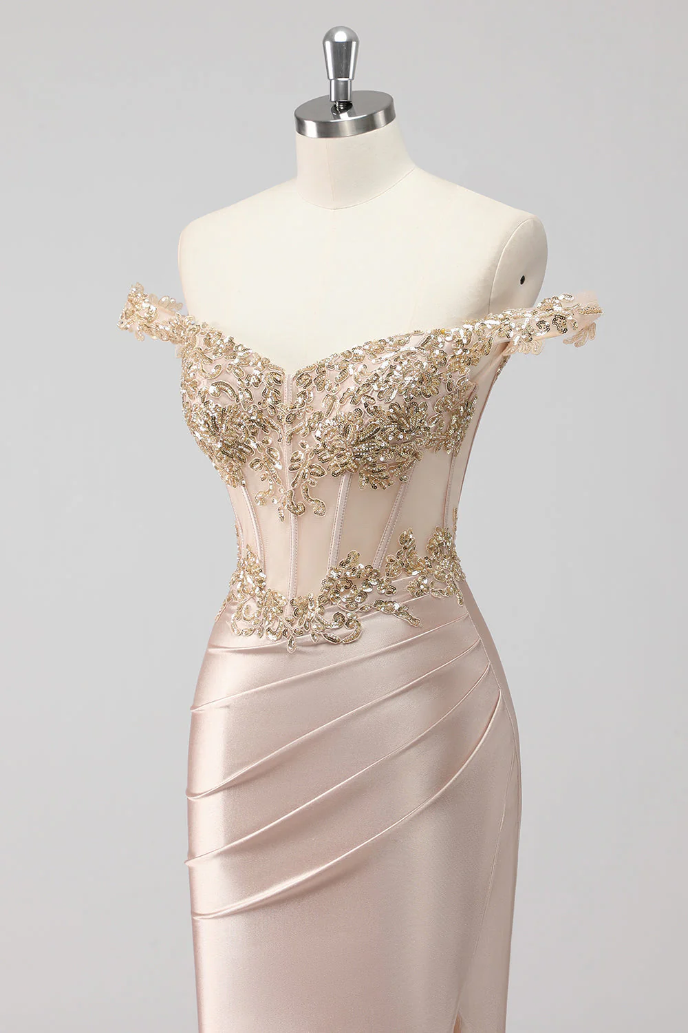 Robe de soirée champagne scintillante bustier épaules dénudées appliquée avec fente - Image 6