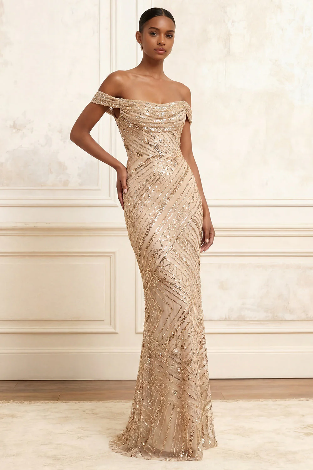 Champagne scintillant découvert, sirène à paillettes, longue robe de bal
