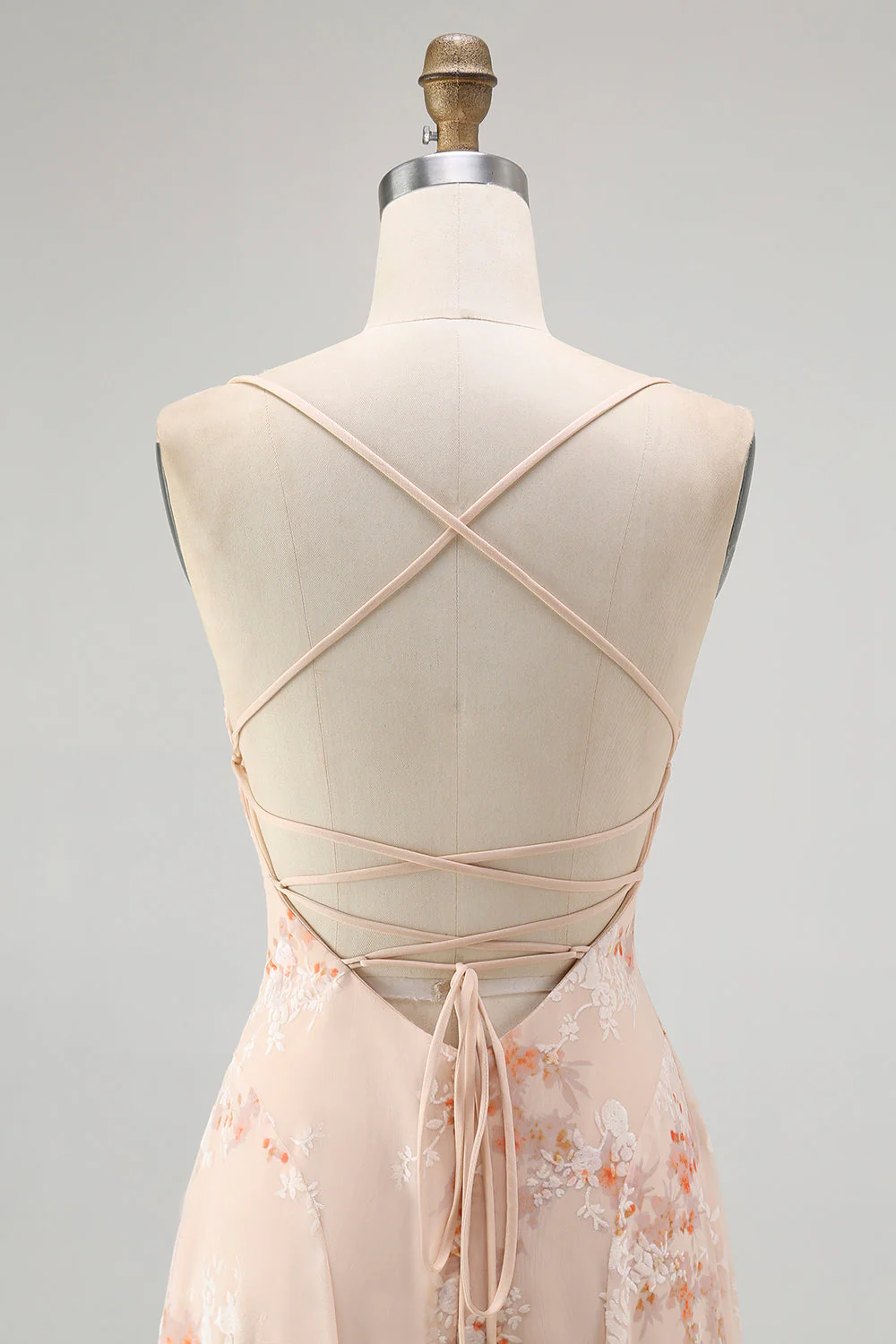 Robe de demoiselle d’honneur longue champagne ligne droite col bénitier en velours burnout floral - Image 5