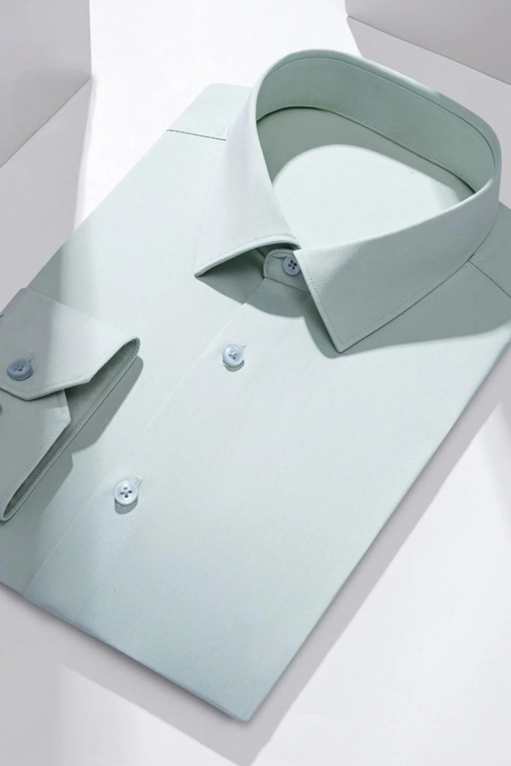 Chemise blanche classique à manches longues pour hommes - Image 10