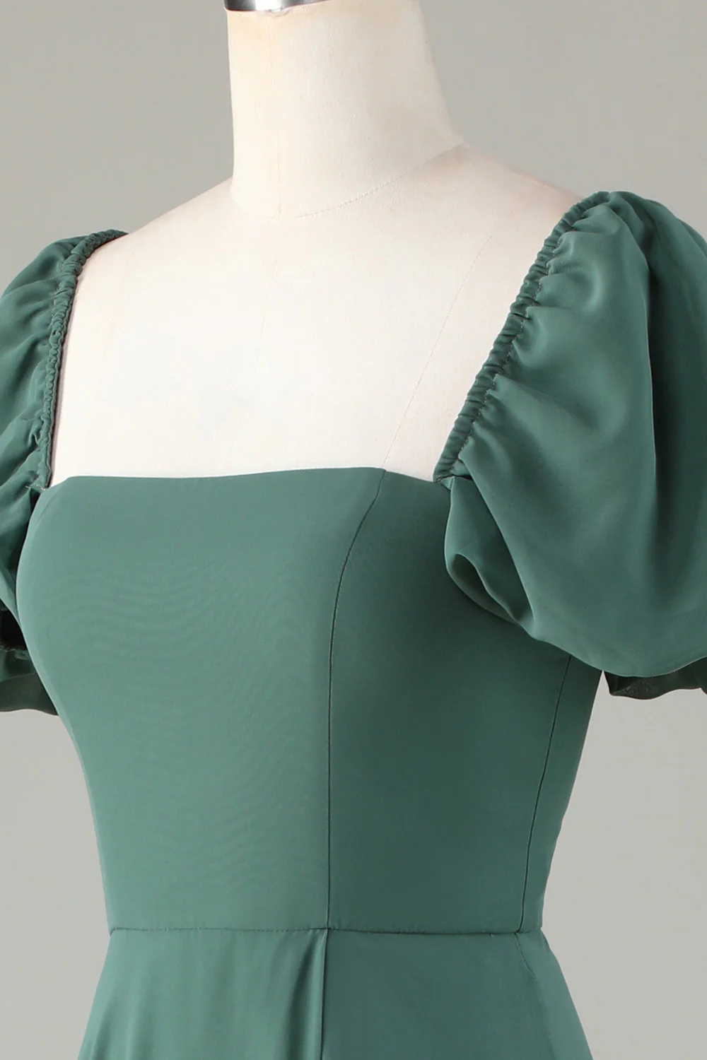 Robe de demoiselle d'honneur eucalyptus en mousseline à manches bouffantes - Image 6