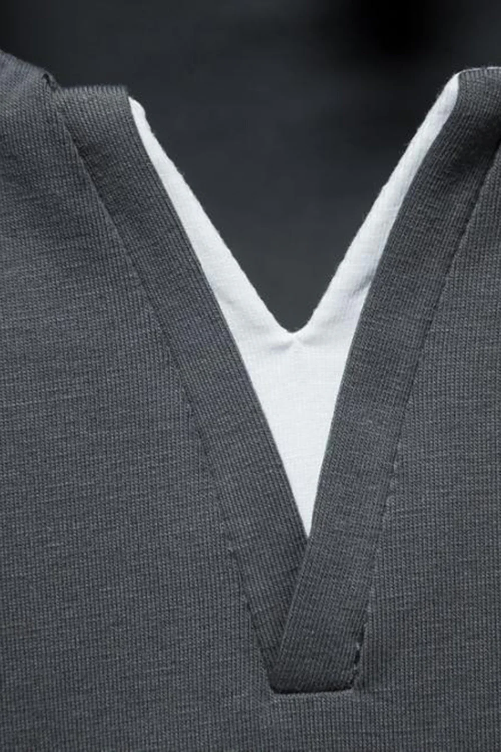 Col V noir manches courtes Tops d’été pour hommes - Image 8
