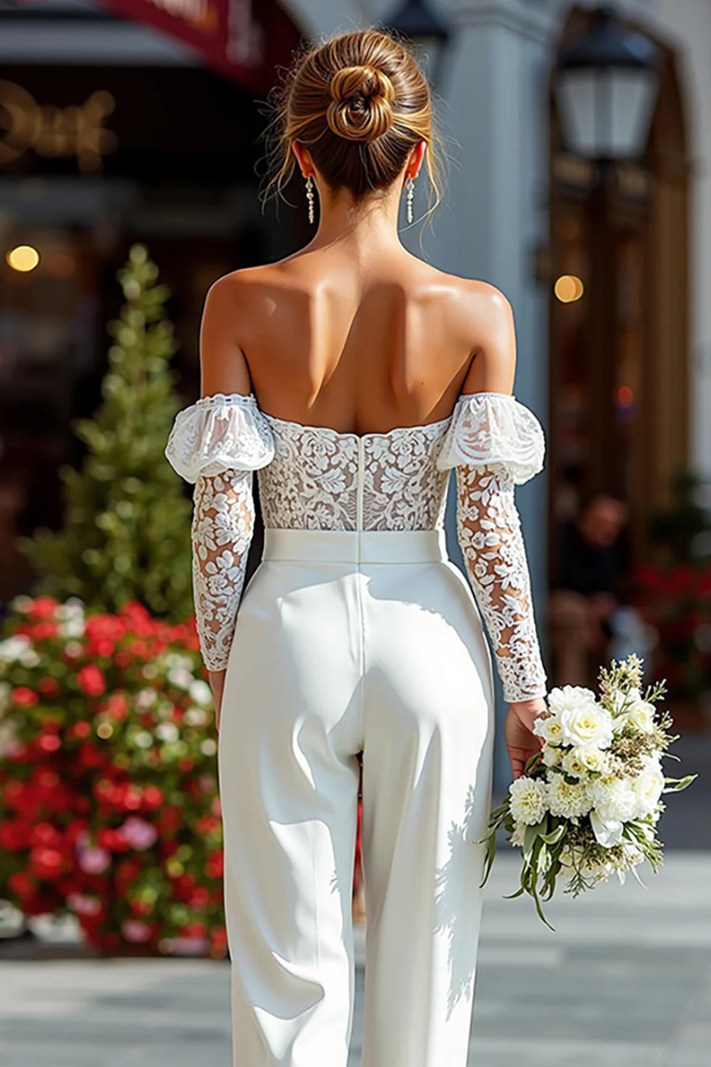 Combinaison de mariée blanche en dentelle à épaules dénudées avec poches - Image 4