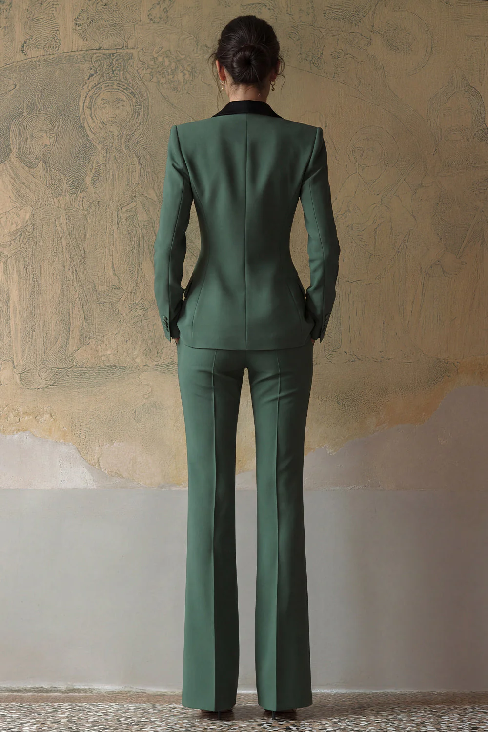 Complets de bal de bal vert foncé slim cut en deux pièces à revers point, simple boutonnage - Image 4