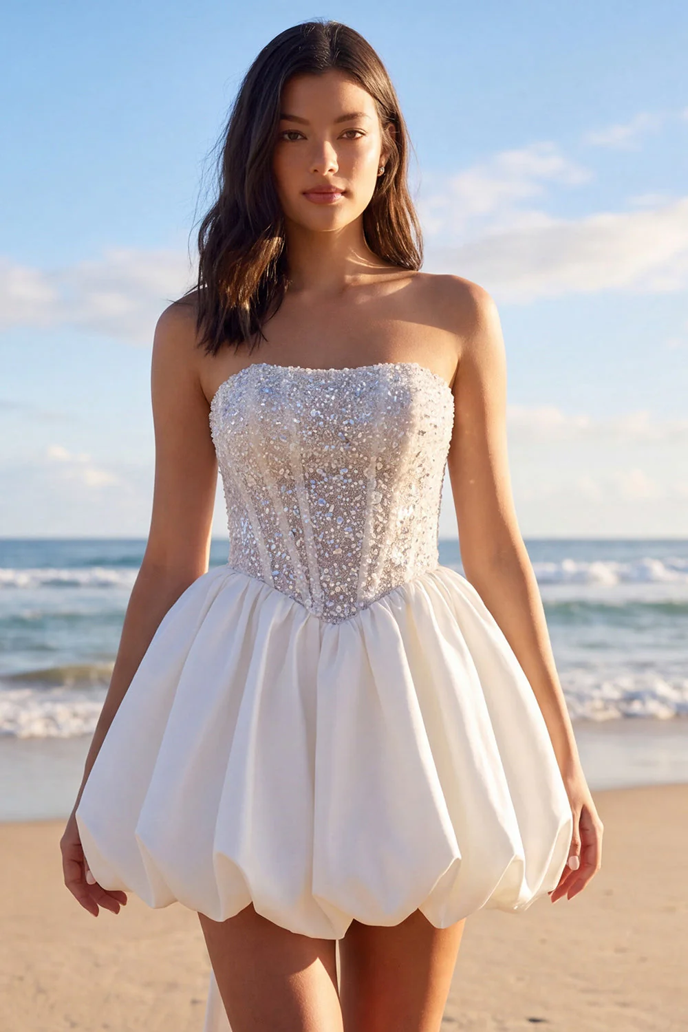 Corset À lignes A Strapless Strapless Corset Petite robe blanche avec nœud