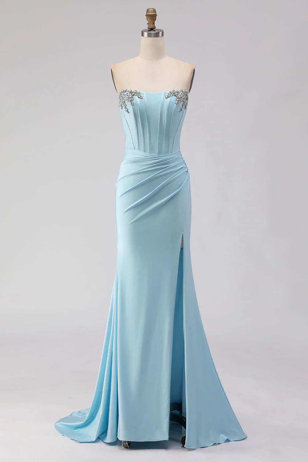 Corset de bal sirène brette bleu ciel à perles et buste