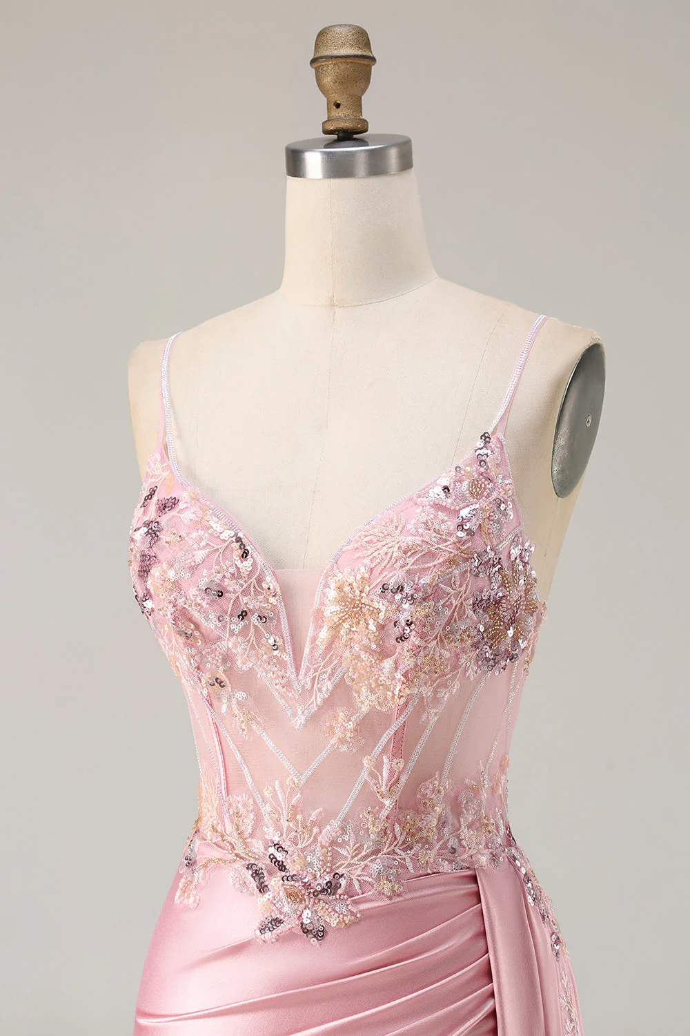 Corset de perles verts en satin appliqué à la longue robe de bal avec fente - Image 12