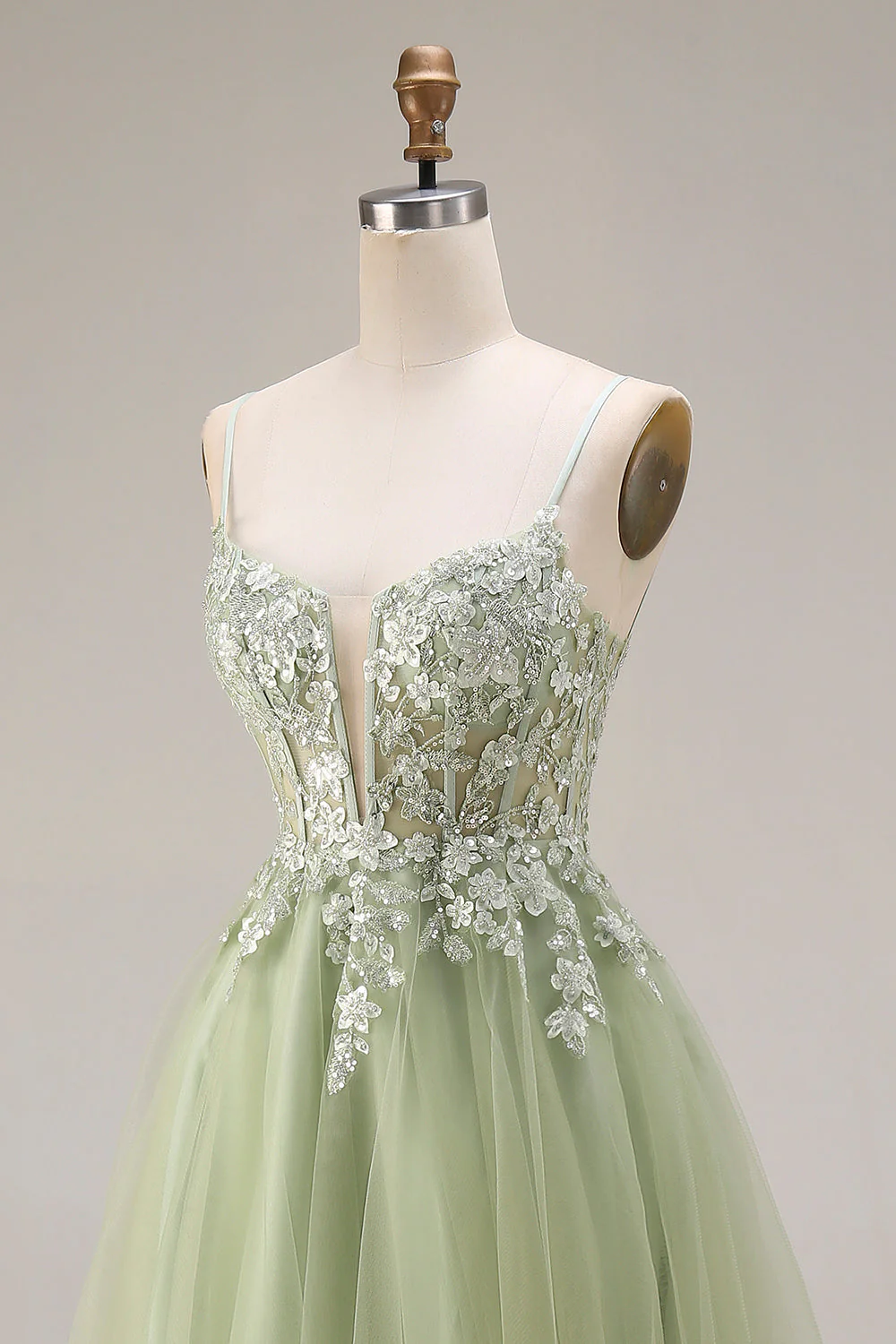 Corset en tulle vert clair ligne A à bretelles fines avec des ongles de promo longue robe de bal - Image 6