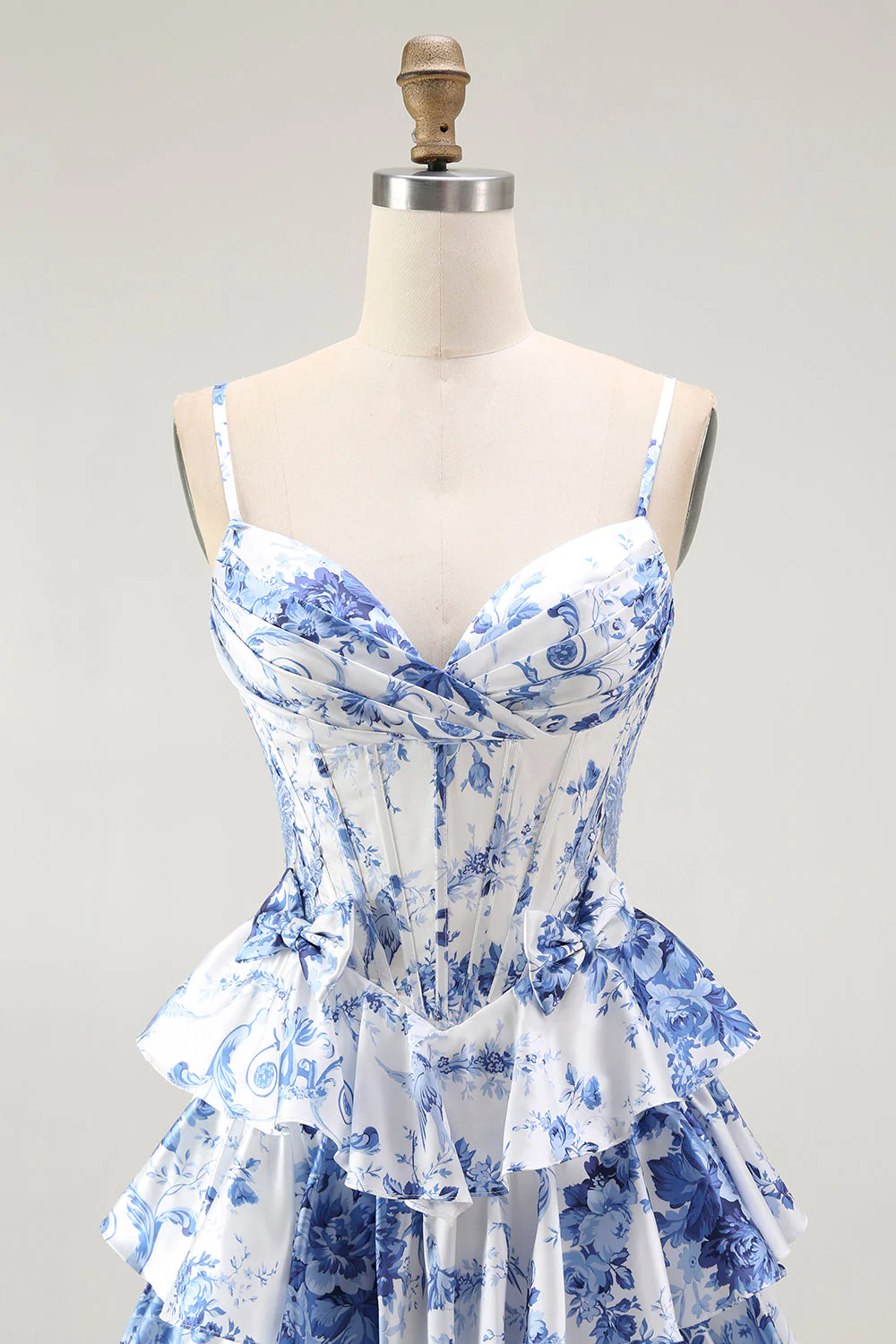 Corset floral blanc bleu Une robe de bal à plusieurs niveaux - Image 4