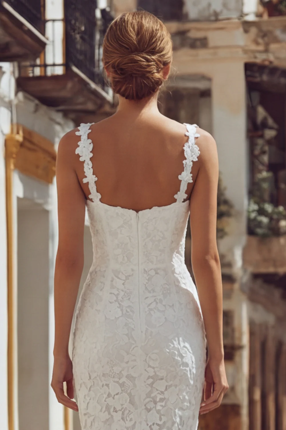 Robe de mariée midi ivoire bustier dentelle à bretelles spaghetti - Image 6