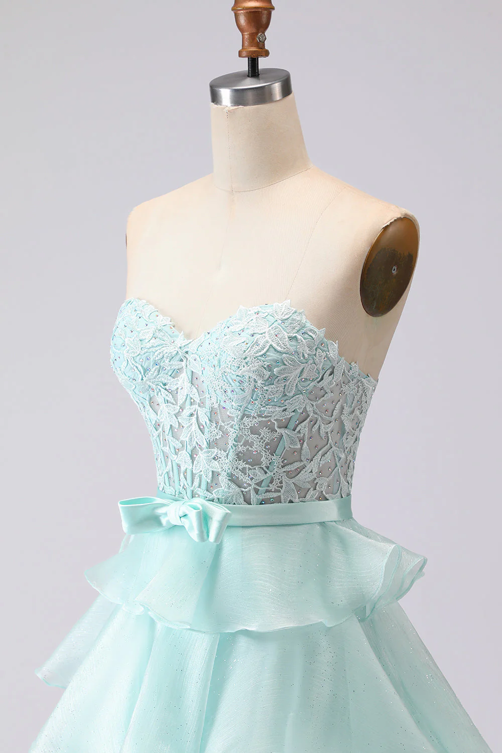 Corset sans anneaux à perles perlés vert A Line longue robe de bal en dentelle - Image 6