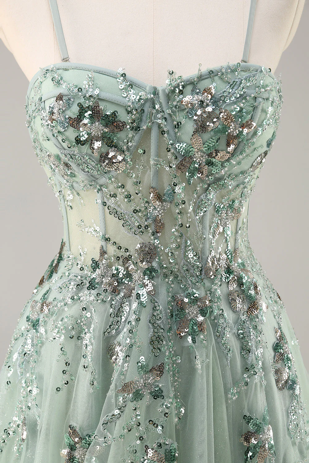 Robe de soirée longue en tulle bustier trapèze fendue - Image 6