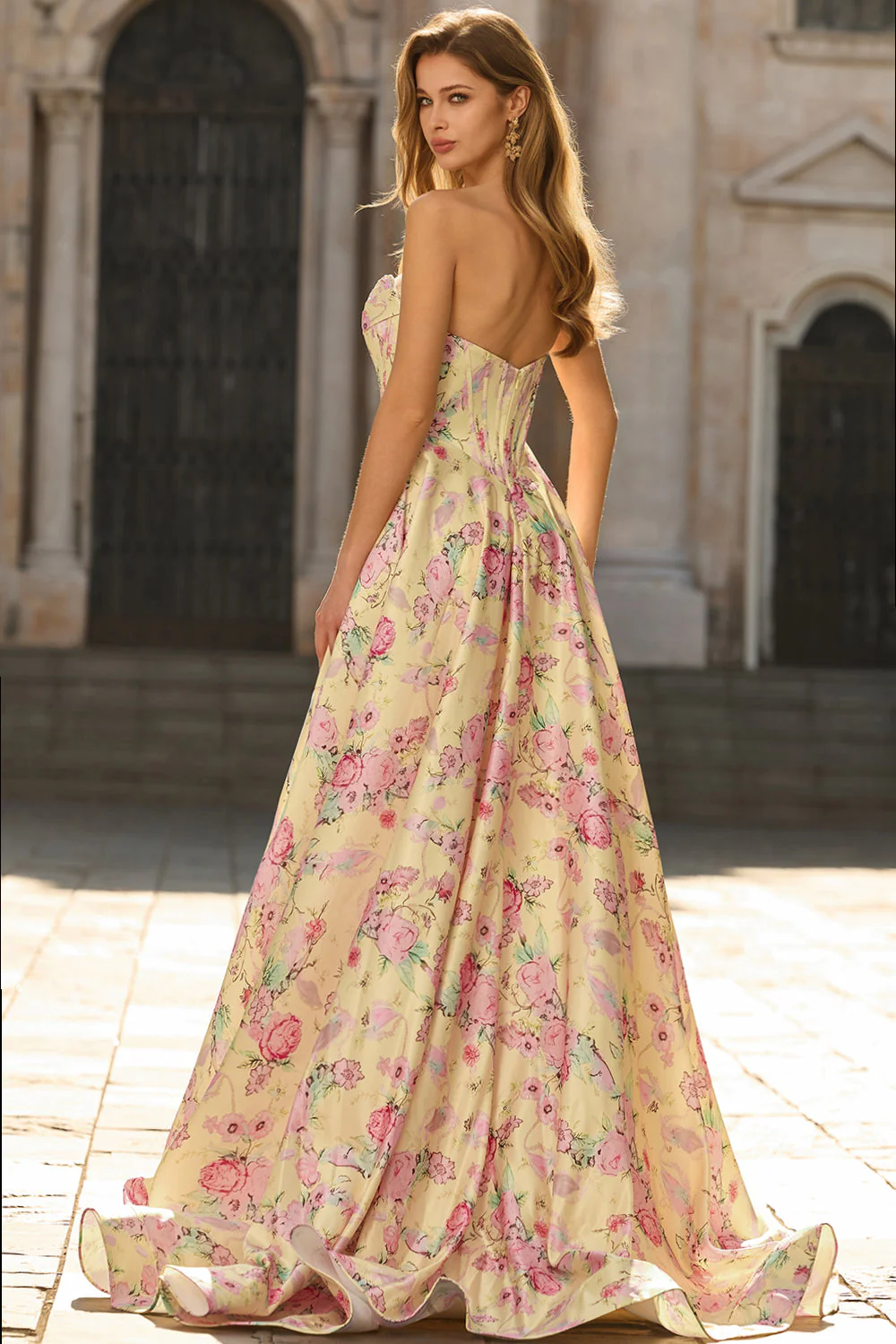 Corset sans bretelles en ligne A-line A-Shoulderless Robe de bal longue avec fente - Image 2