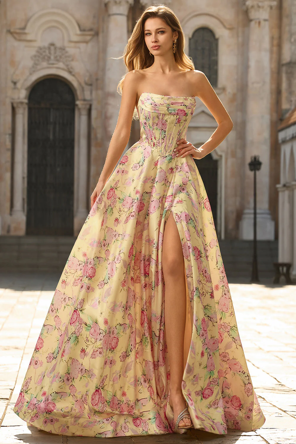 Corset sans bretelles en ligne A-line A-Shoulderless Robe de bal longue avec fente - Image 4