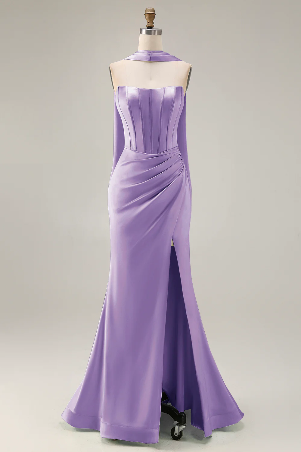 Robe de soirée longue sirène vert clair satin bustier sans bretelles avec fentes latérales et foulard - Image 25