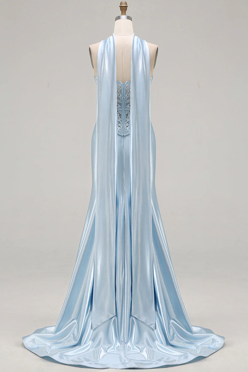 Robe de soirée longue sirène bleue en satin à décolleté cœur convertible avec traîne fluide - Image 2