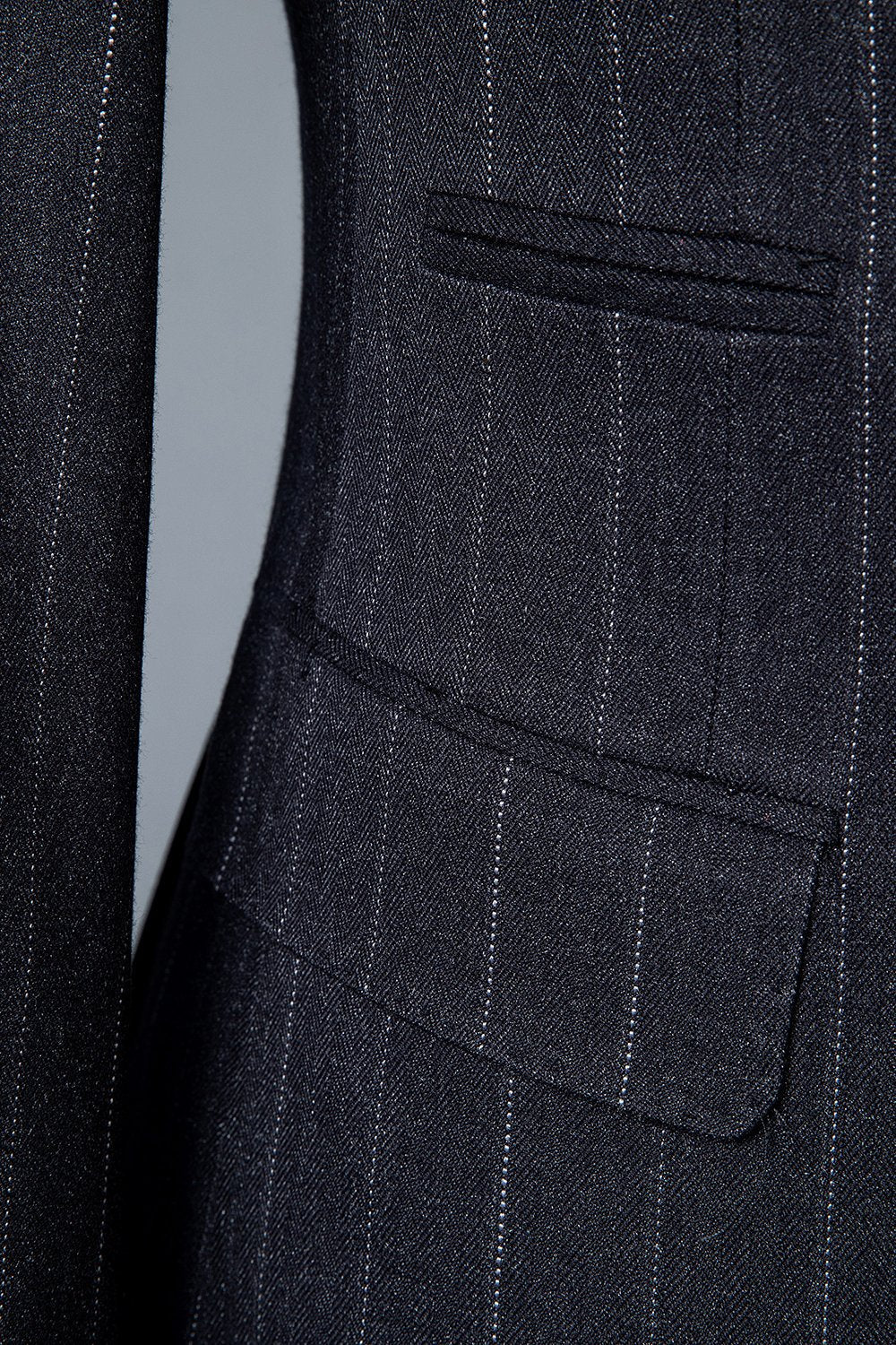 Costume homme 3 pièces noir à revers cranté - Image 6