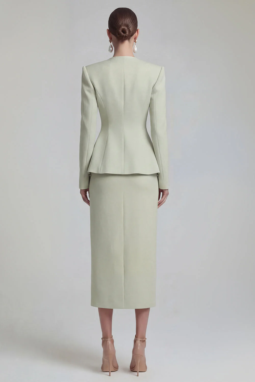 Costumes d’affaires verts 2 pièces à simple boutonnage à revers à jambes larges avec fente - Image 2