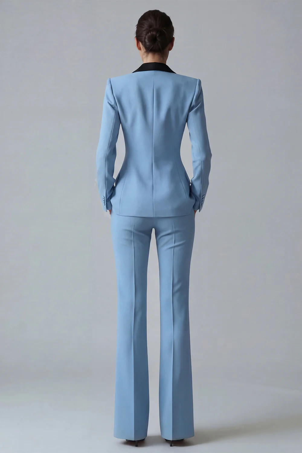 Costume d'affaires femme 2 pièces vert foncé revers pointe un bouton - Image 12