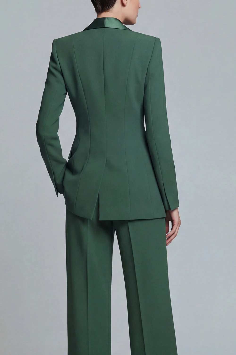 Costumes de travail féminins en revers châle vert foncé en 2 pièces avec poches - Image 4