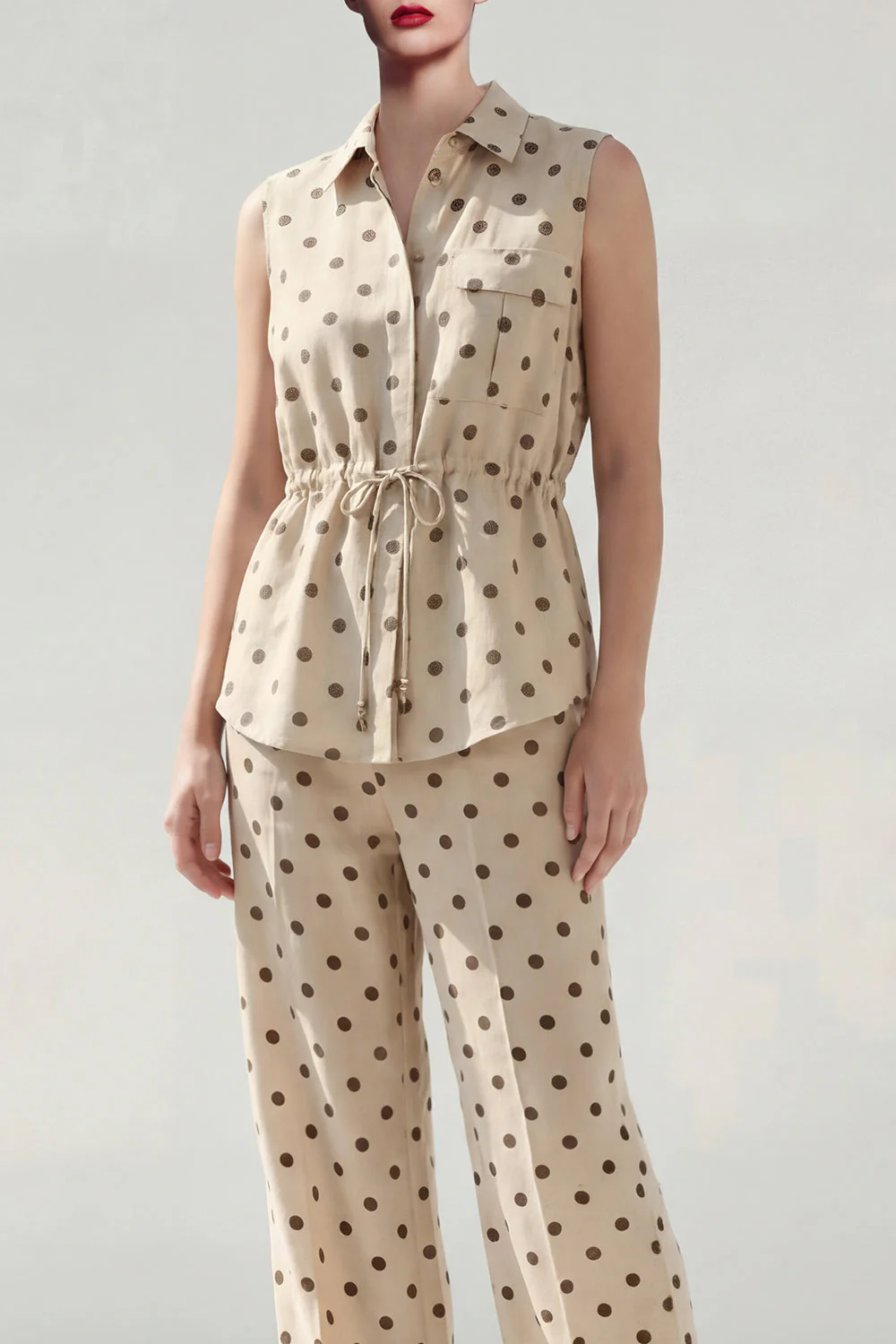 Costumes féminins à col en deux pièces à pois kaki - Image 3
