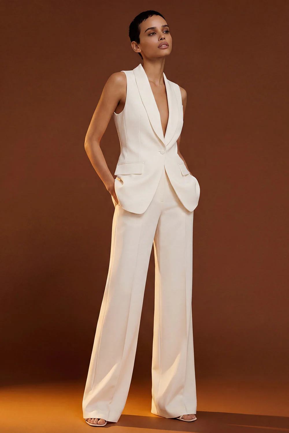 Costumes féminins Cheval Ivoire 2 Pièces à Bouton, Skinless Slim Fit - Image 3