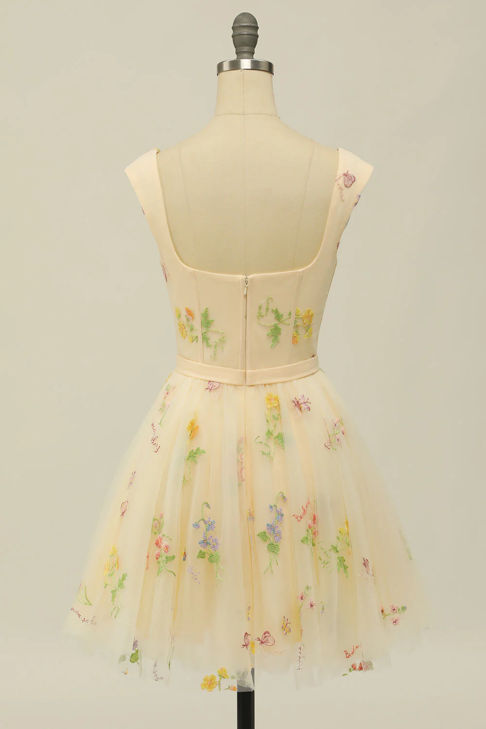 Jolie robe de soirée courte coupe trapèze couleur champagne - Image 2