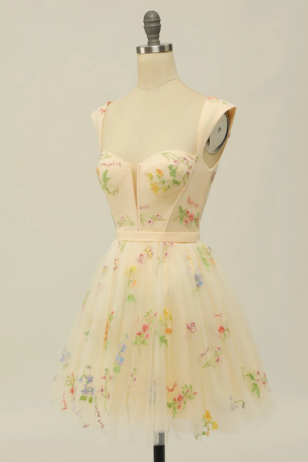 Jolie robe de soirée courte coupe trapèze couleur champagne - Image 5