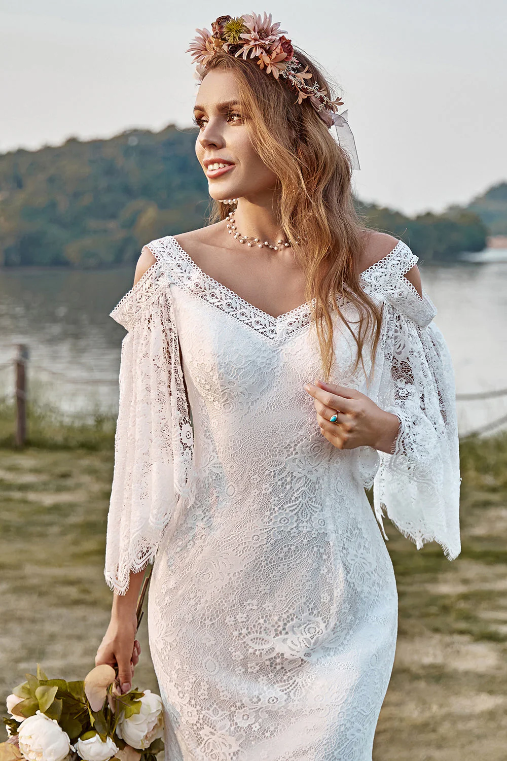 Dentelle Ivoire Épaule Froide Sirène Cape Manches Boho Robe de mariée - Image 3